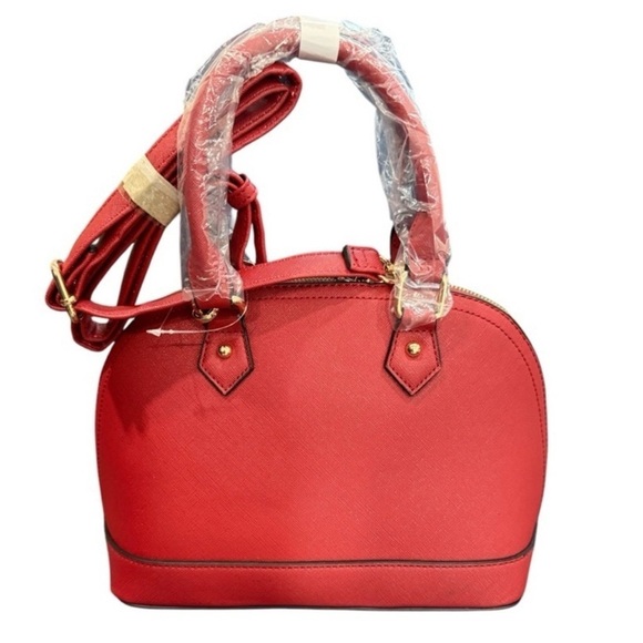 Marilyn Monroe Signature Red Dome Purse Bag
Crossbody Removable Straps Red Gold - Picture 3 of 9